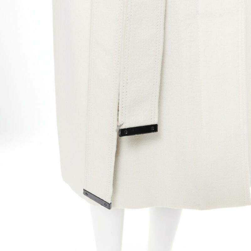 TOM FORD white wool crepe black fox fur collar quilted belted robe coat IT40 S-9