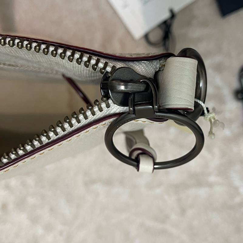 COACH Duffle ivory leather bucket bag-11