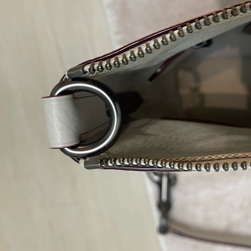 COACH Duffle ivory leather bucket bag-15