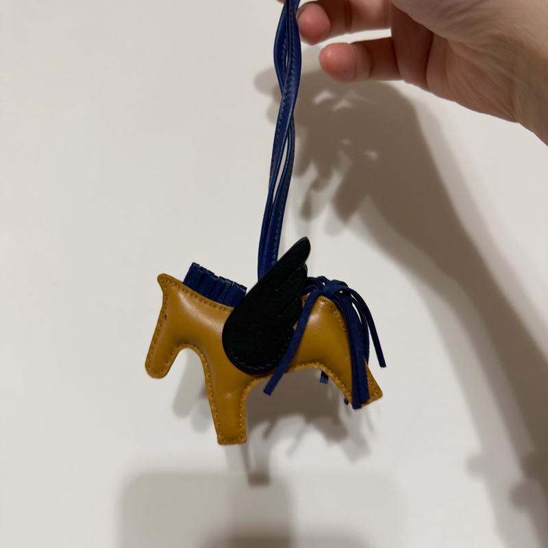 Hermès 小飛馬吊飾1+1-17