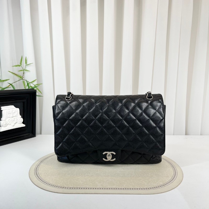 CHANEL Jumbo Classic Flap CF 經典菱格皮穿鏈鏈條銀扣顆粒壓花 牛皮拼銀色金屬 口蓋包-0