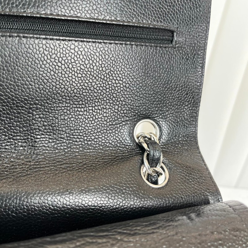 CHANEL Jumbo Classic Flap CF 經典菱格皮穿鏈鏈條銀扣顆粒壓花 牛皮拼銀色金屬 口蓋包-23