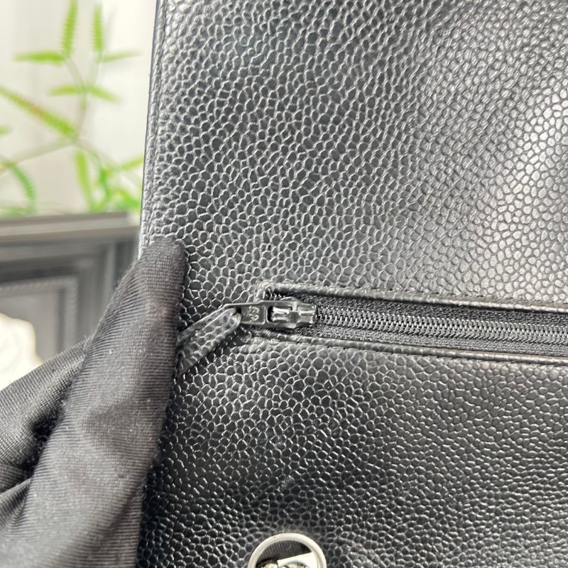 CHANEL Jumbo Classic Flap CF 經典菱格皮穿鏈鏈條銀扣顆粒壓花 牛皮拼銀色金屬 口蓋包-25