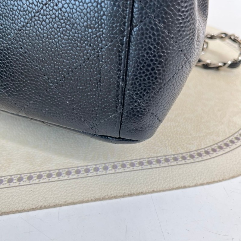 CHANEL Jumbo Classic Flap CF 經典菱格皮穿鏈鏈條銀扣顆粒壓花 牛皮拼銀色金屬 口蓋包-29