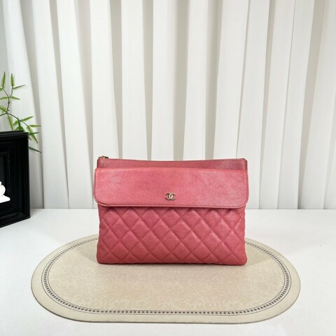 CHANE 粉色荔枝牛皮手拿包