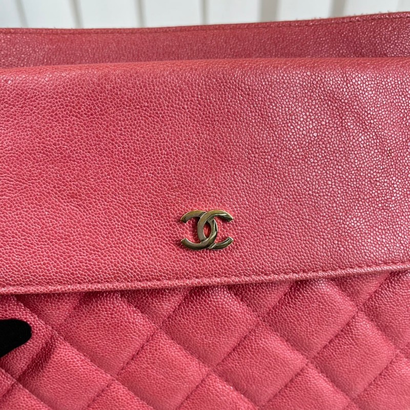 CHANE 粉色荔枝牛皮手拿包-6