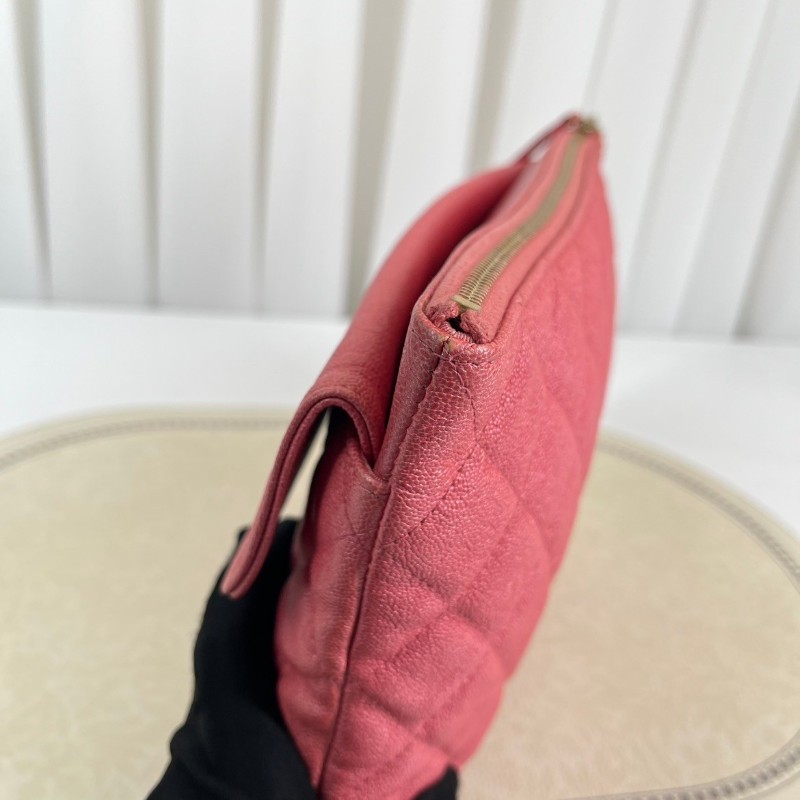 CHANE 粉色荔枝牛皮手拿包-18