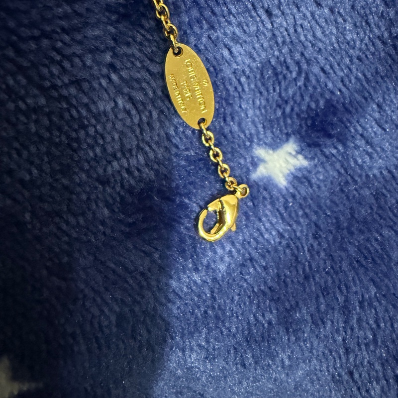 Louis Vuitton 字母手鏈R-10