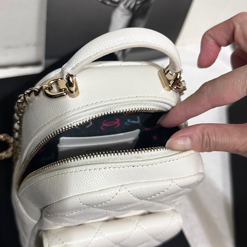 Chanel 香奈兒 粒紋牛皮淡金釦 迷你後背包(AP3753-白) ✨-11