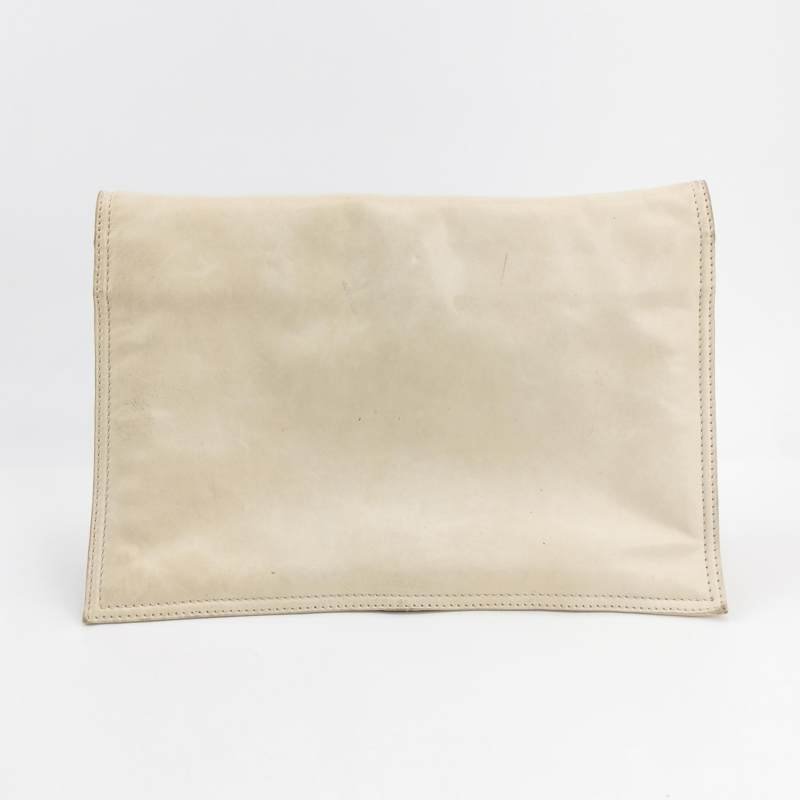 Balenciaga Le Cagole羊皮純色環形扣飾手拿包-3