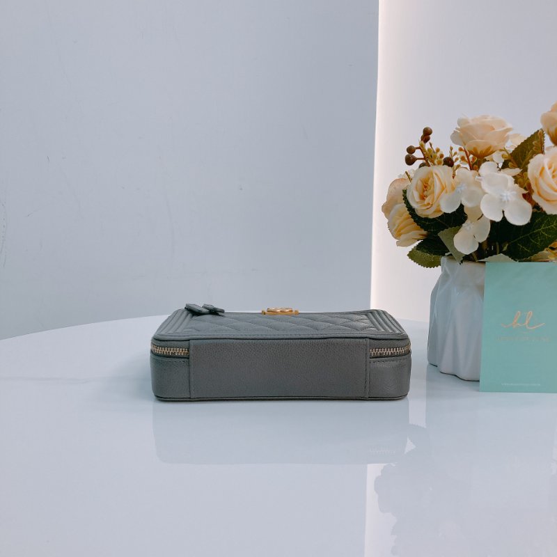 MS0443 Chanel 香奈兒 男孩 鏈條 錢包 小號 魚子醬 荔枝紋牛皮 灰色 金扣 斜背 Boy Wallet On Chain Small Caviar Grey x GHW-4