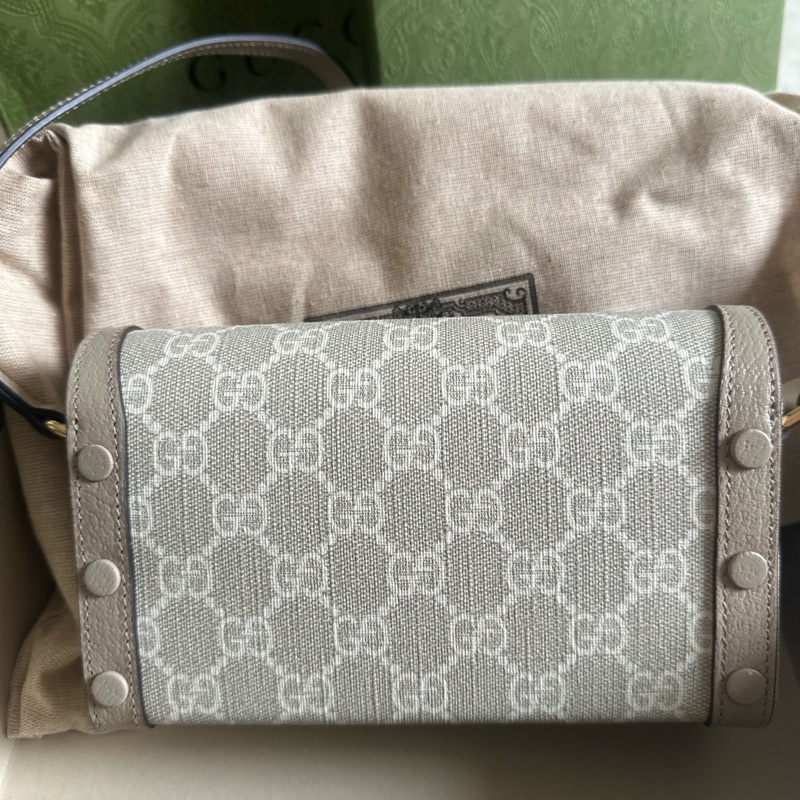 Gucci全新未使用-8