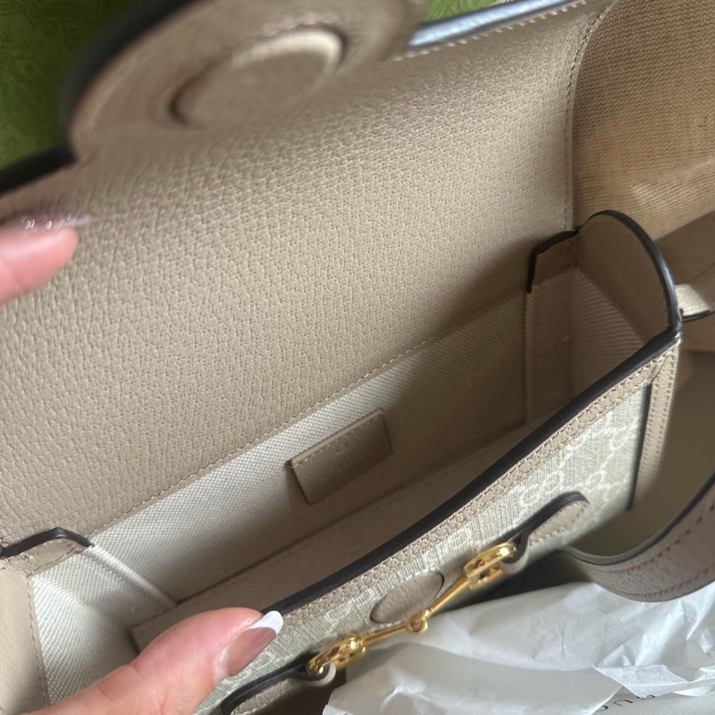 Gucci全新未使用-10