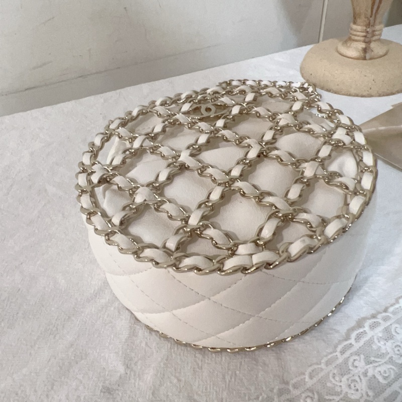 ෆ Chanel 白金穿皮鏈圓餅盒子包 小廢包-8
