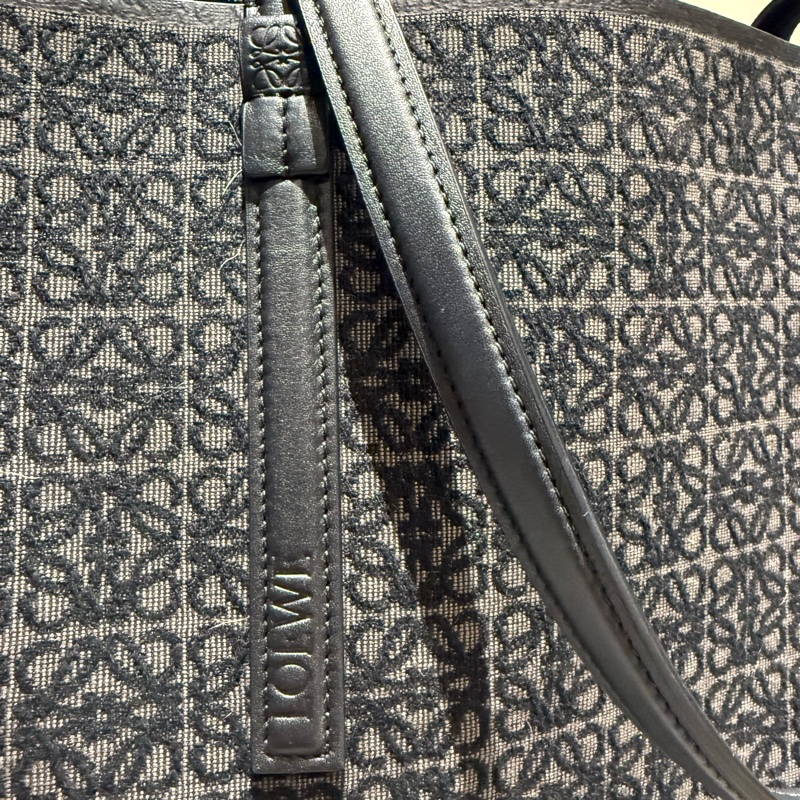 Loewe 黑色立體品牌LOGO紋繡包面大托特-6