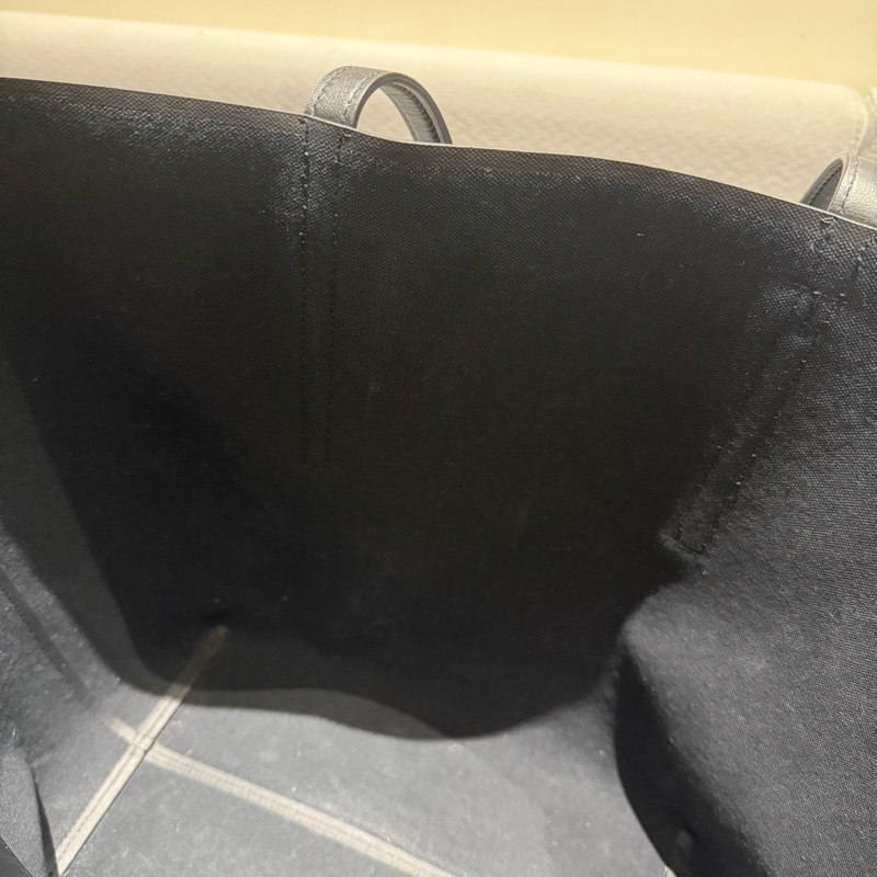 Loewe 黑色立體品牌LOGO紋繡包面大托特-12