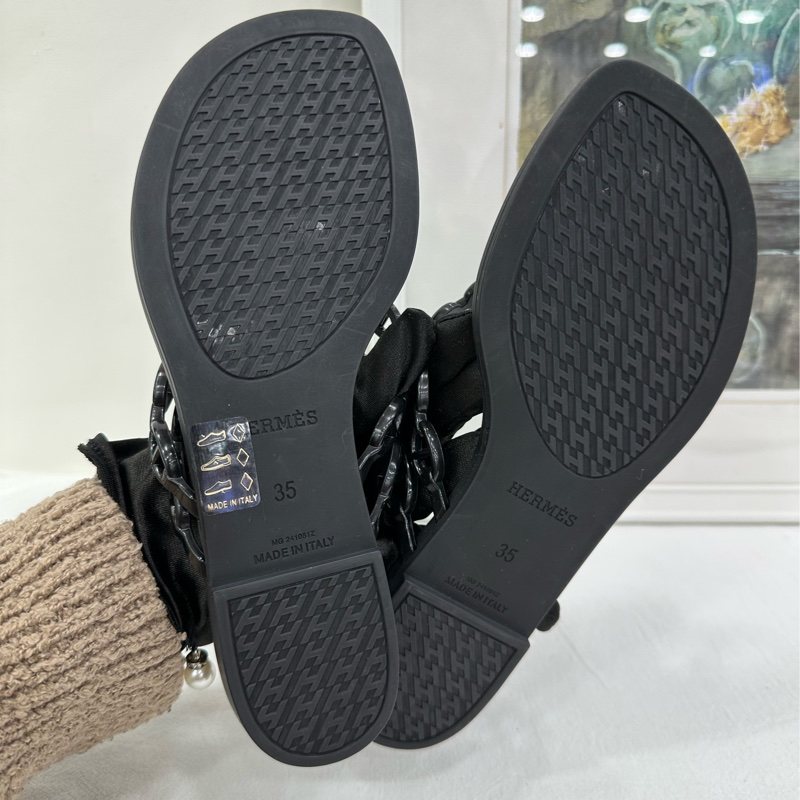 愛馬仕 lsland豬鼻子黑色人字拖 35碼 閒置-4
