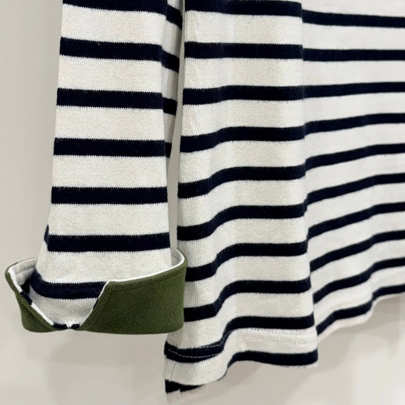 BURBERRY 藍標 肩釦大戰馬橫條反折袖上衣-6