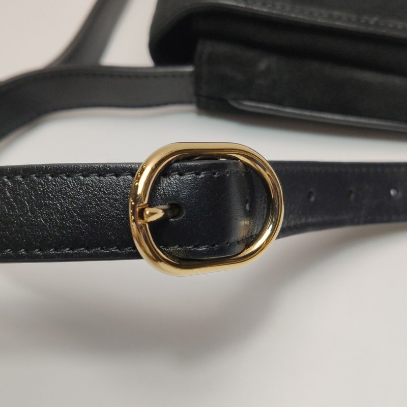 Gucci Arli 牛皮翻毛皮雙G標誌斜挎單肩包-11