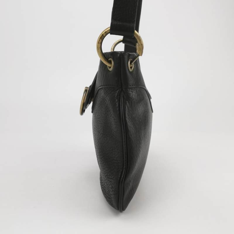 Burberry牛皮純色字母Logo金屬扣斜挎包-2