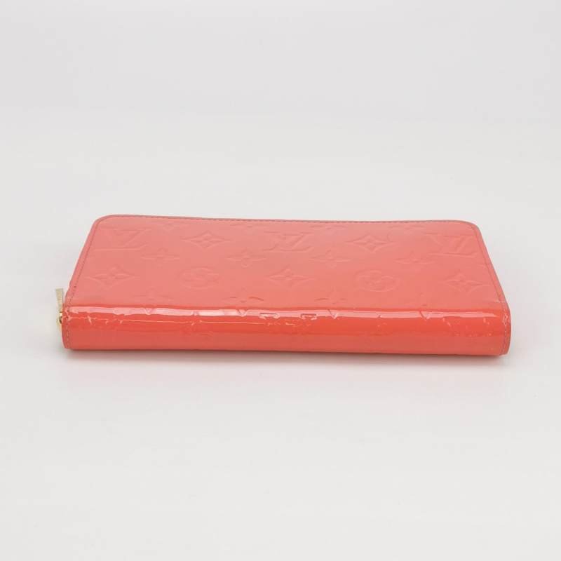 LouisVuitton (LV) Zippy漆皮純色壓紋老花環繞式拉鏈錢包-4