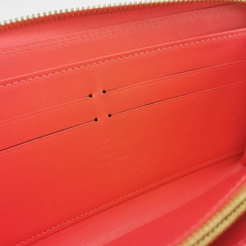 LouisVuitton (LV) Zippy漆皮純色壓紋老花環繞式拉鏈錢包-6
