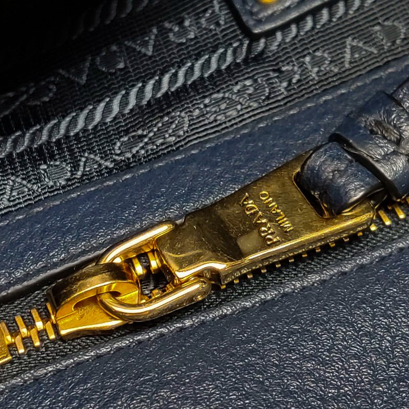 Prada Galleria殺手包大號牛皮純色三角徽標斜挎包單肩包-13