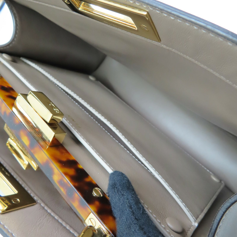 咖灰色 羊皮 Peekaboo ISeeU Medium 兩用包【FENDI 芬迪】 8BN321-5