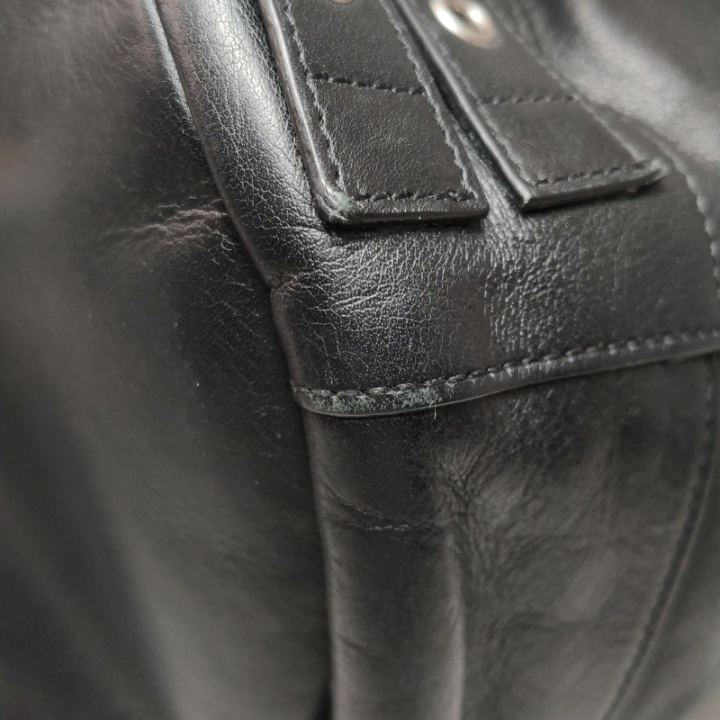 Saint Laurent Rider牛皮純色拉鏈斜挎包-12