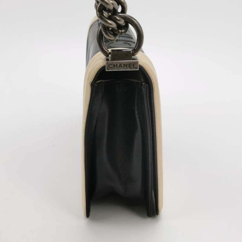 Chanel Leboy季節限定款中號牛皮撞色方形雙C鎖扣單肩包-3