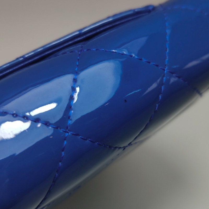 Chanel 香奈兒CF漆皮藍色長銀包-6