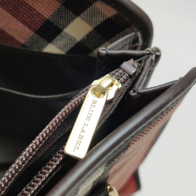 Burberry牛皮帆布拼色格紋單肩包-9