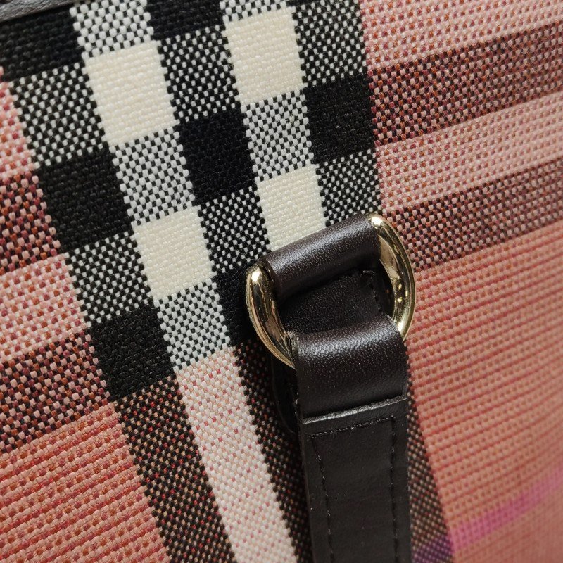 Burberry牛皮帆布拼色格紋單肩包-10
