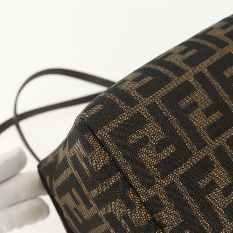 【日本直送】FENDI Zucca帆布Mamma Baguette手袋 棕色/黑色 正品 159303V-16