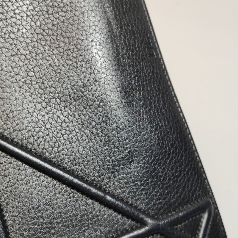 Dior Diorama盾牌包中號牛皮純色盾形紋章搭扣單肩包-14