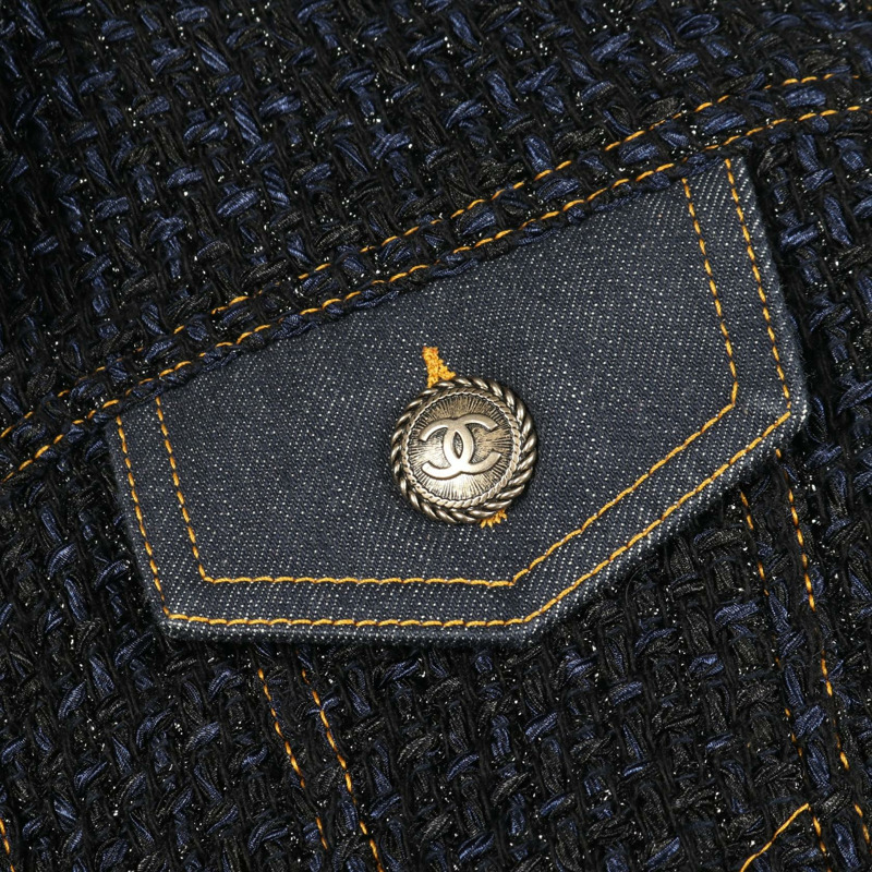 香奈兒 COCO 標誌紐扣斜紋軟呢牛仔夾克 #42 P58316V42538 尼龍棉 二手-8