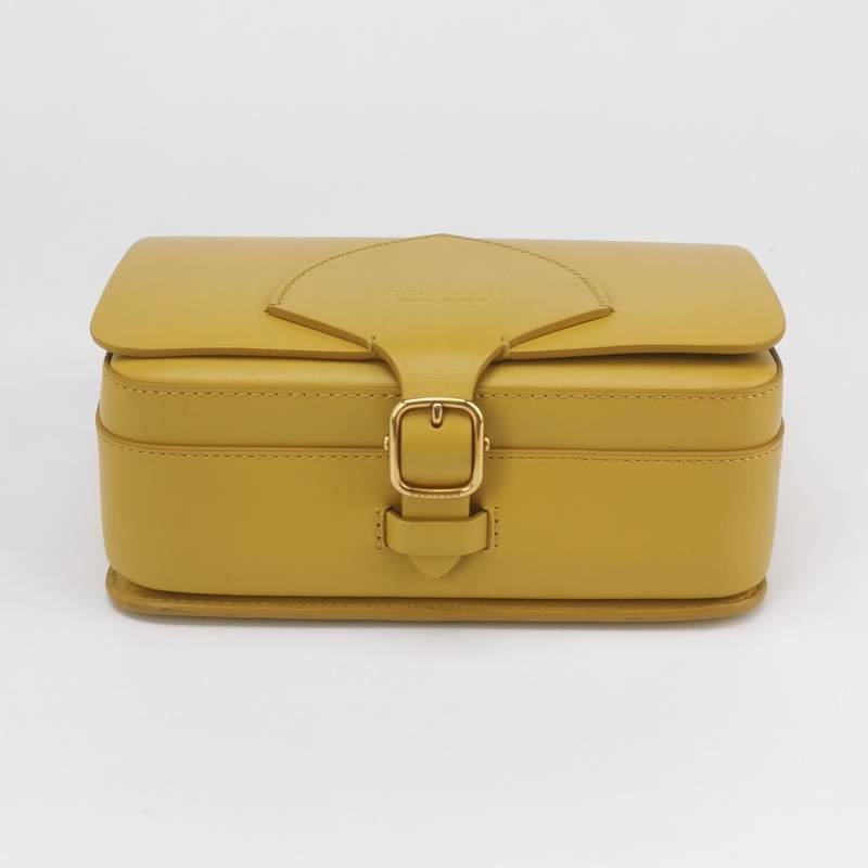 Burberry The Satchel牛皮搭扣斜挎包-5