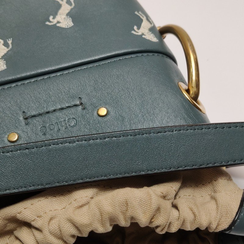 Chloe Roy 小號牛皮拼色小馬圖案穿孔圓環斜挎包單肩包-19