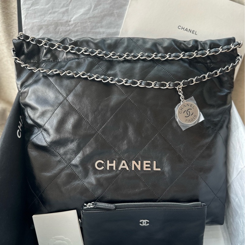 【配件：防塵袋 💕】Chanel 25P 22bag 中號 垃圾袋 黑銀 黑色 銀扣 牛皮 手提 單肩 腋下-0
