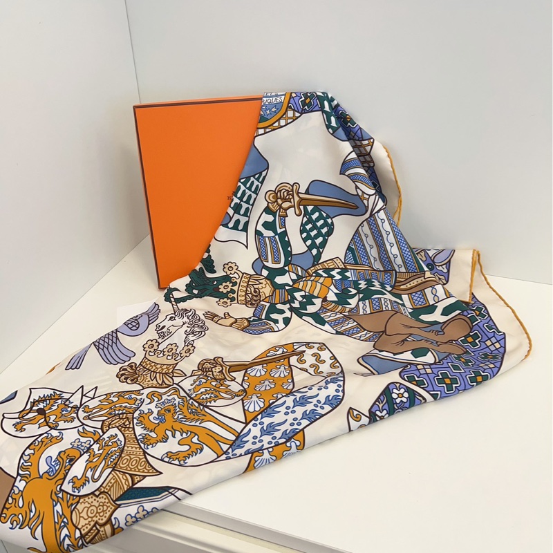 【閒置帶盒🆕】Hermes 小爆款💥夢幻對決 100%桑蠶絲絲巾/方巾-3