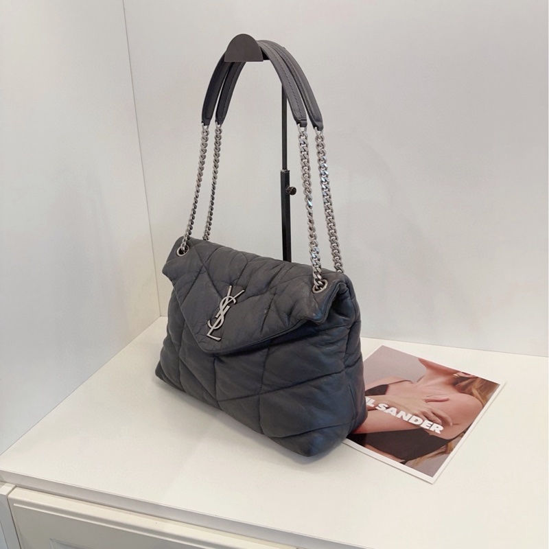 【98新🆕】YSL LouLou Purffer泡芙雲朵鏈條包 瀝青灰大號 單肩包-2