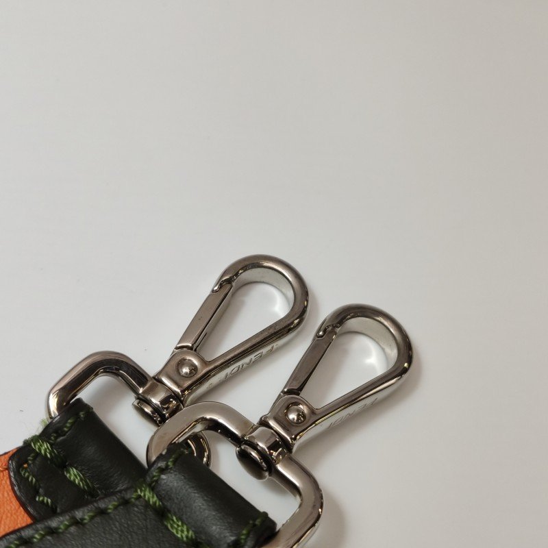 Fendi Dotcom牛皮錐形螺柱子母包單肩包-13