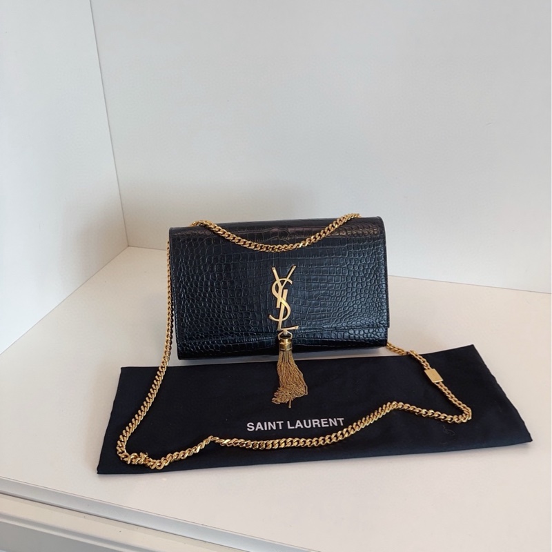 【99新閒置🆕】YSL Kate 黑金 流蘇鰐魚壓紋鏈條包 中號 單肩包-0