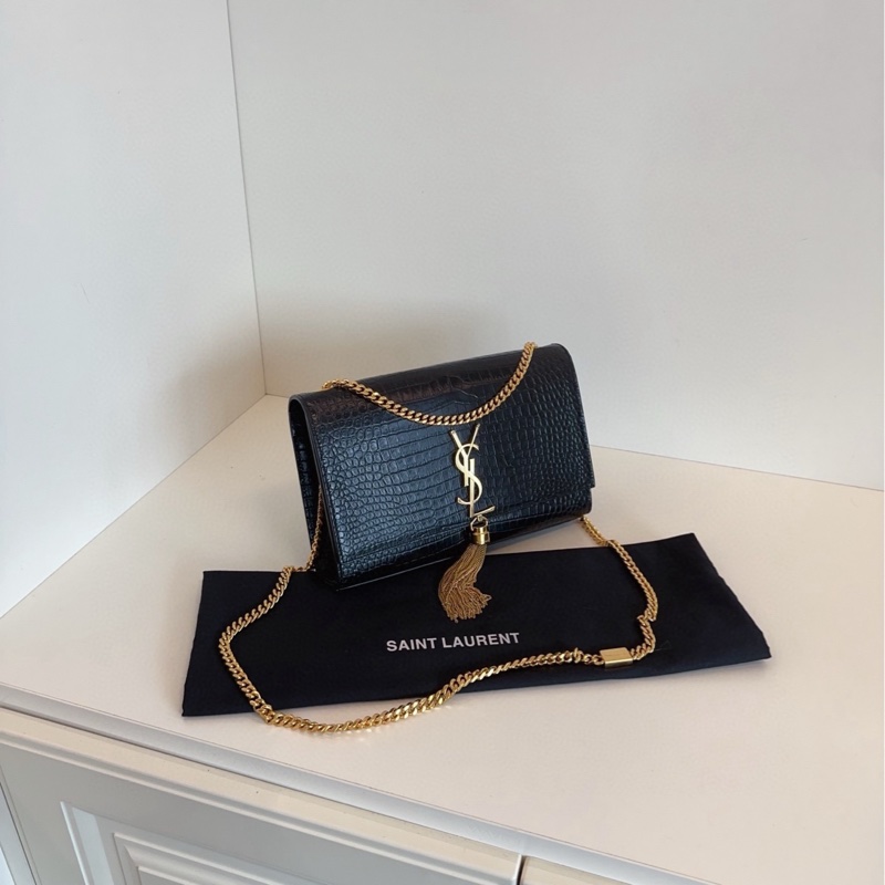 【99新閒置🆕】YSL Kate 黑金 流蘇鰐魚壓紋鏈條包 中號 單肩包-2