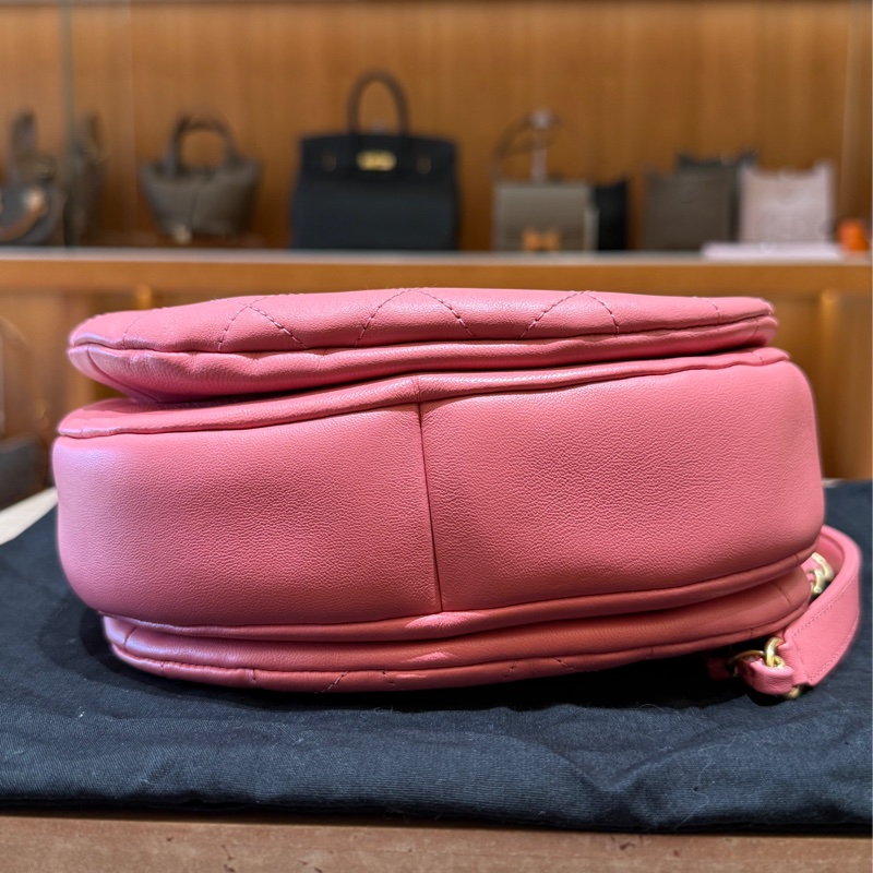 CHANEL 香奈兒 粉色全皮菱格抽繩水桶包-3