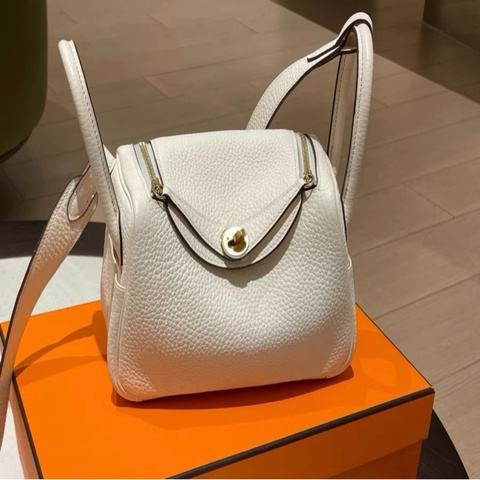 Hermes 愛馬仕 mini lindy 奶油白 z刻