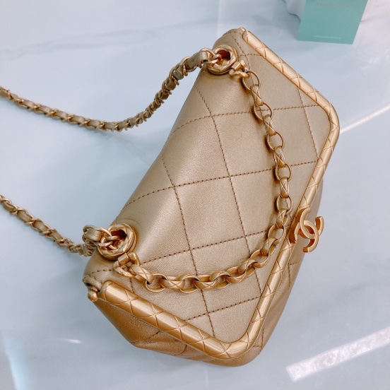 MS0444 Chanel 香奈兒羊皮小夾子包  My Crush Bag Small Lambskin Metallic Gold X GHW-33