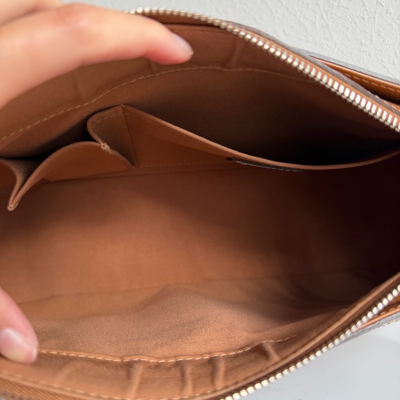 LV M59281 EPI駝色單肩包-2