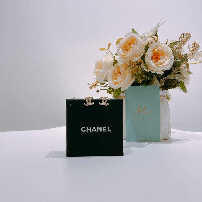 TW4625 Chanel 香奈兒 經典迷你雙C Logo淡金耳環 Classic CC Logo 1.2cm Earrings Crystal x GHW-1