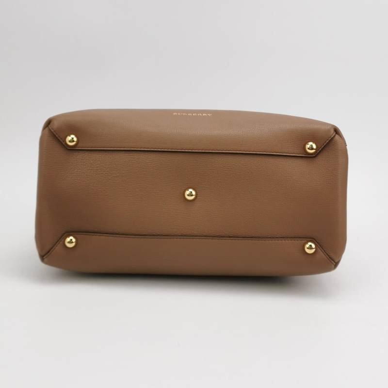 Burberry The Banner班納中號牛皮帆布純色字母Logo雙搭扣斜挎包-5